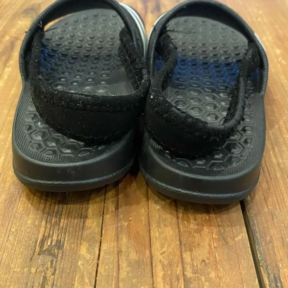 Wonder Nation Unisex Black White Flip Flop Sandals Toddler Size 7/8